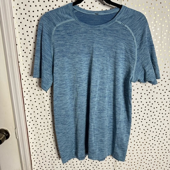 Lululemon Athletica Blue Short Sleeve Tee - Picture 1 of 6